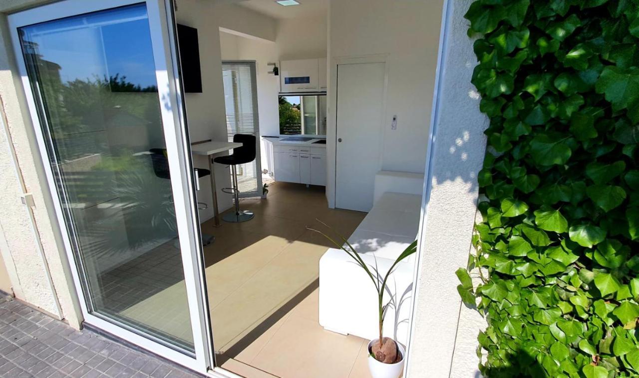 Penthouse Jacuzzi & Pool Apartmants オパティヤ エクステリア 写真