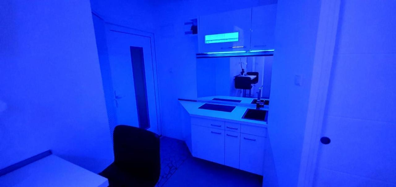 Penthouse Jacuzzi & Pool Apartmants オパティヤ エクステリア 写真