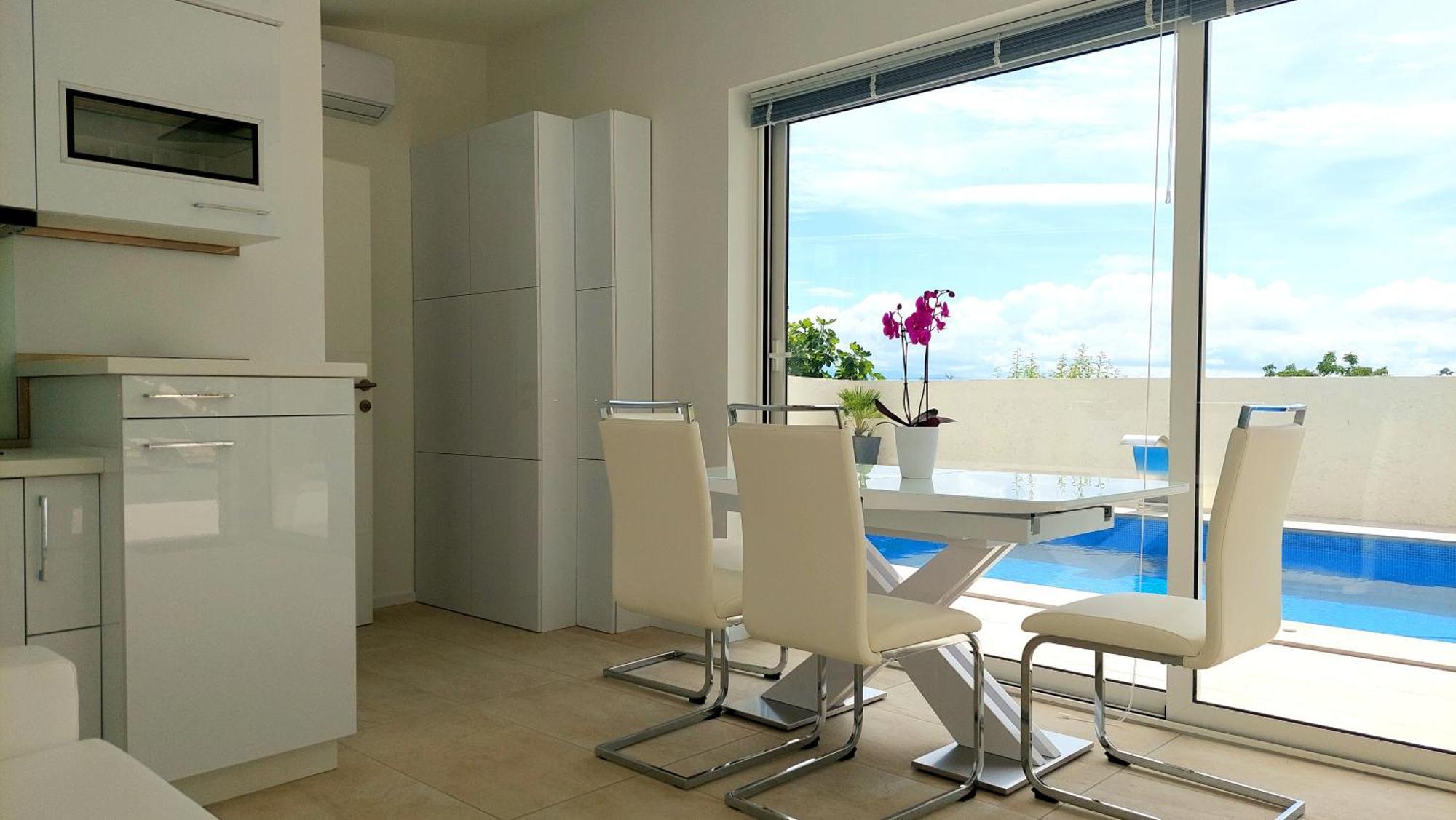 Penthouse Jacuzzi & Pool Apartmants オパティヤ エクステリア 写真
