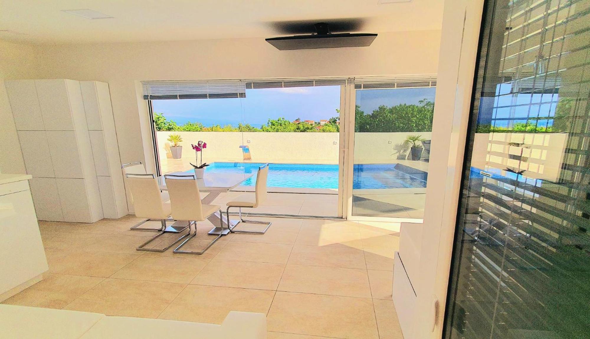 Penthouse Jacuzzi & Pool Apartmants オパティヤ エクステリア 写真