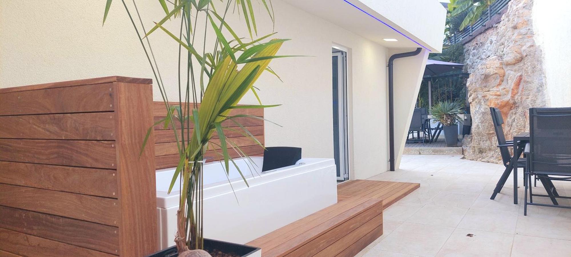 Penthouse Jacuzzi & Pool Apartmants オパティヤ エクステリア 写真